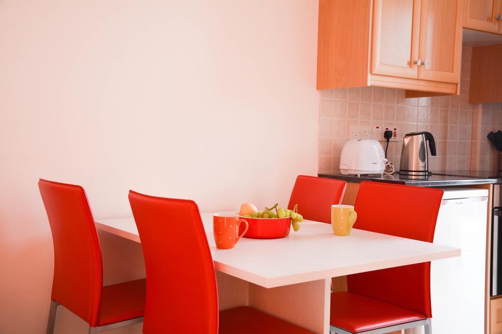 Peyia Pearl Apartment Стая снимка