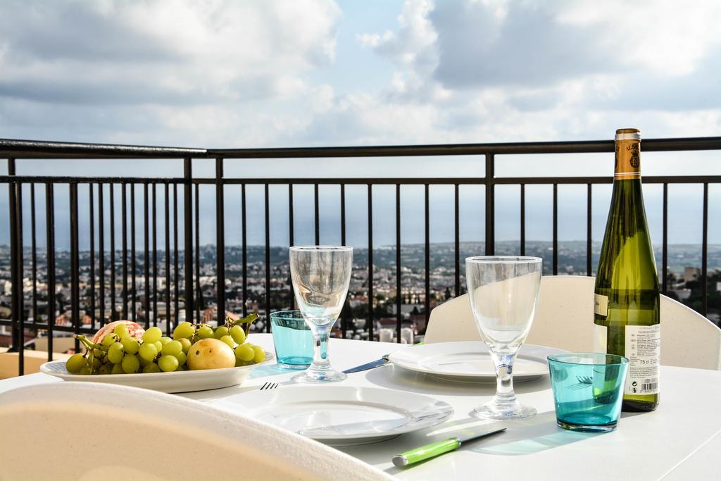 Peyia Pearl Apartment Стая снимка