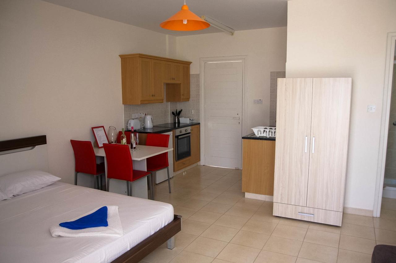 Peyia Pearl Apartment Екстериор снимка